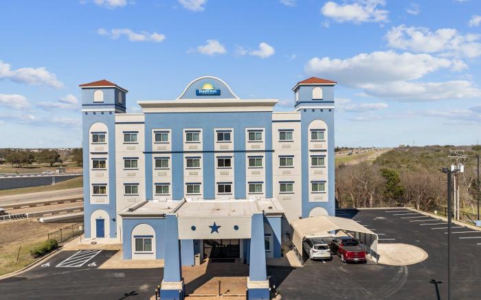 Days Inn by Wyndham Salado