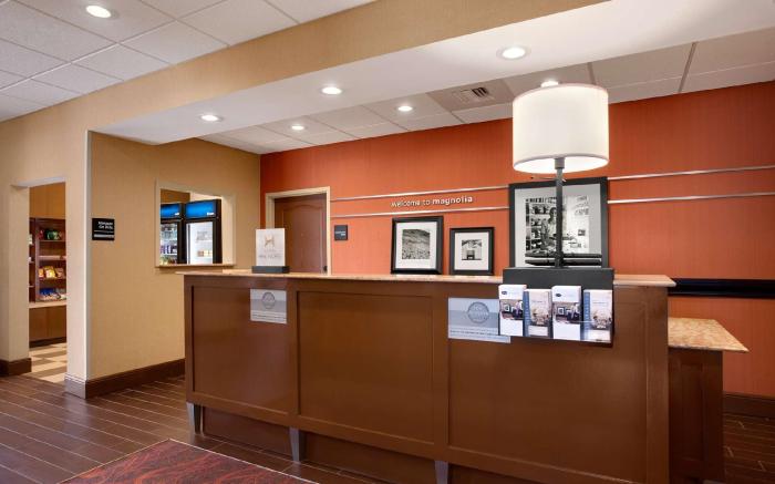 Hampton Inn Magnolia
