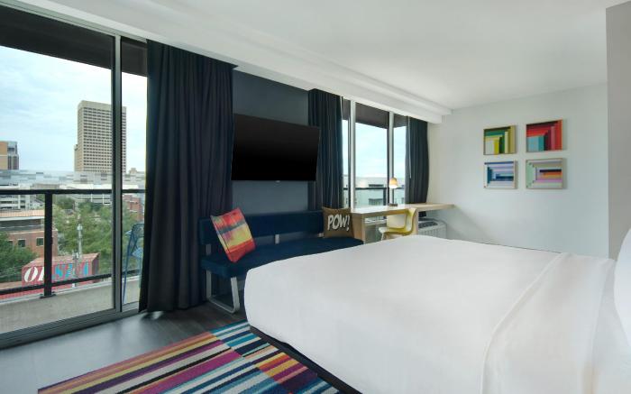 Aloft Oklahoma City Downtown - Bricktown