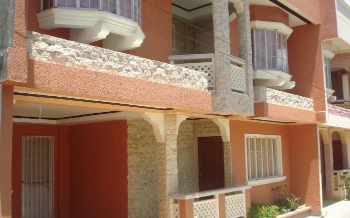 3BR Tagaytay Townhouse for Daily Rent