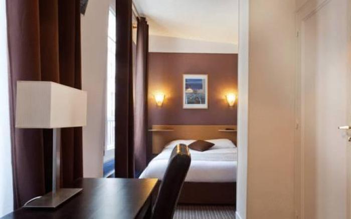 Hotel du Lion d'Or Louvre