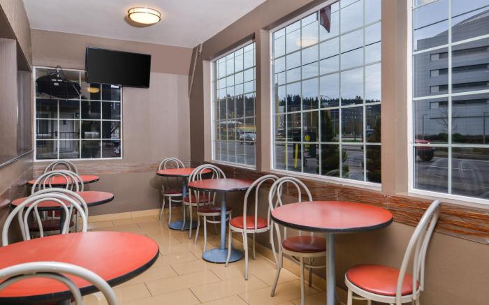 University Inn and Suites Eugene