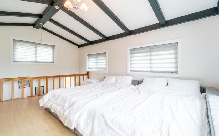 Hongcheon D-day pension&camping