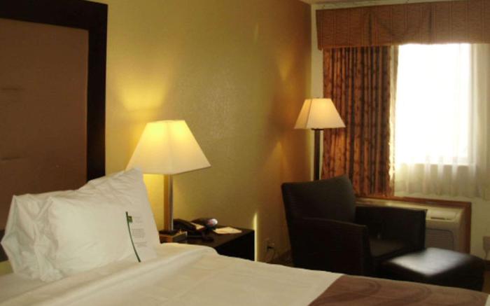 Quality Inn & Suites Florence - Cincinnati South
