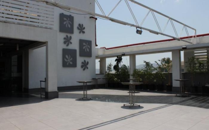 Bizz Tamanna Hotel