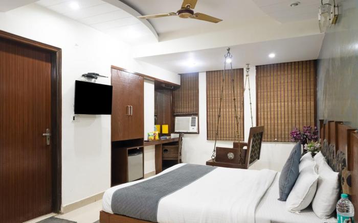 Hotel Shivdev International