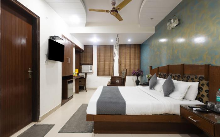Hotel Shivdev International