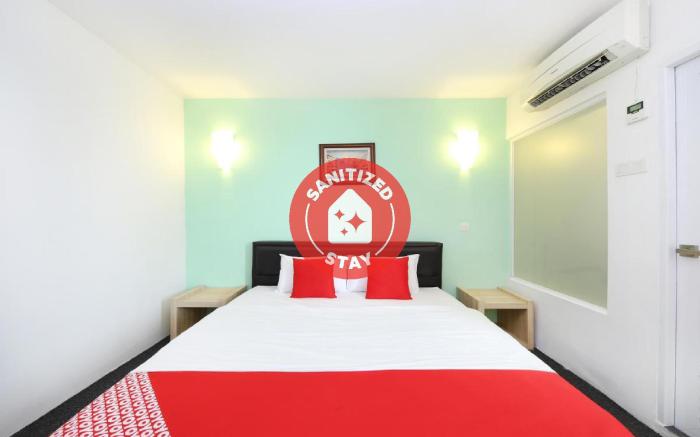Super OYO 442 Marvelton Hotel