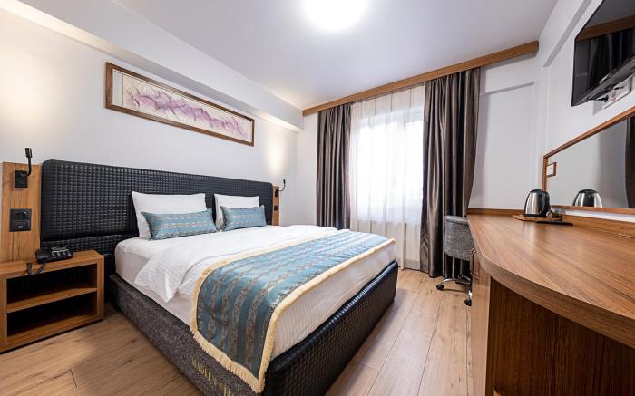 Madeen City Hotel