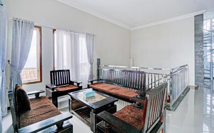 OYO Life 90472 Villa Dua Dua