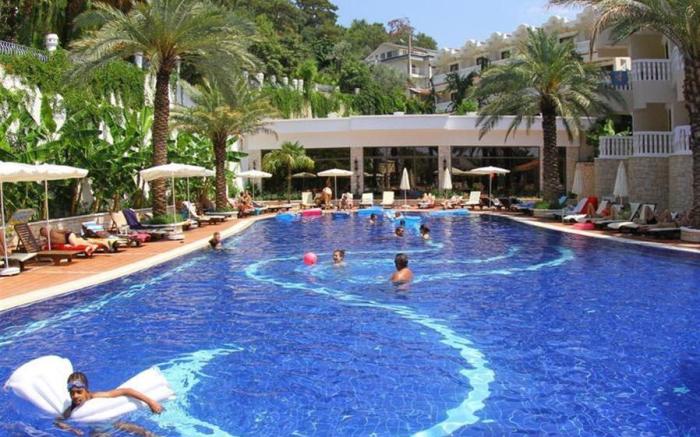 Flamingo Hotel & Spa - Pet Friendly