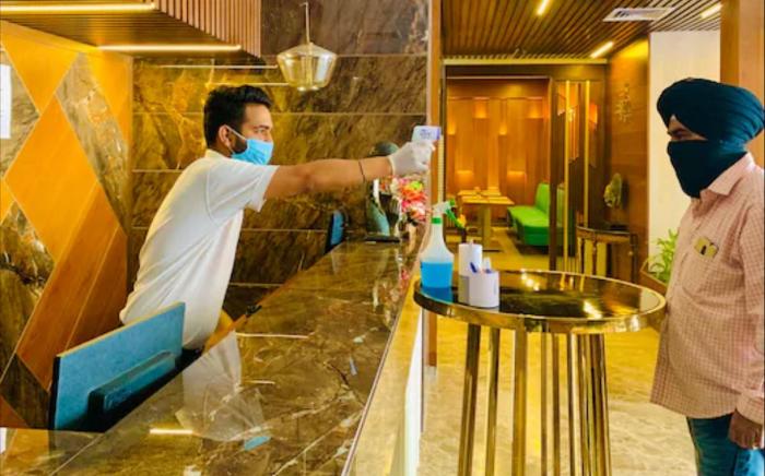 Hotel Shagun Chandigarh -Zirakpur