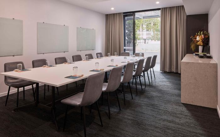 Kennigo Hotel Brisbane, Independent Collection by EVT
