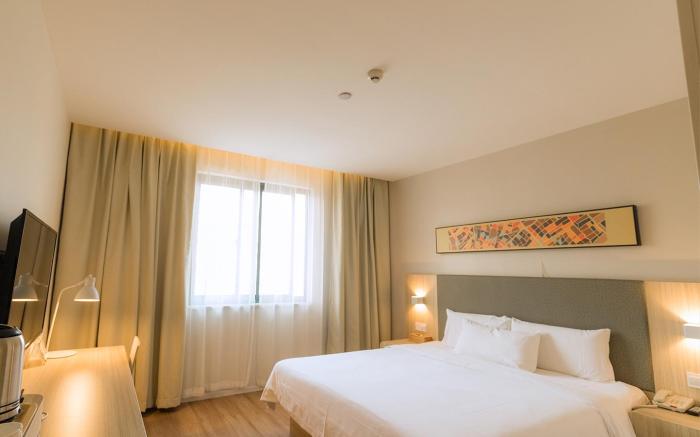 Hanting Hotel Zhoukou Luyi
