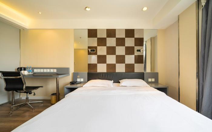 Hanting Hotel Shanghai Jiuting Metro Station