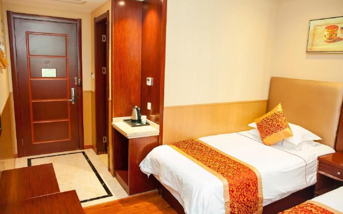 Hi Inn Shanghai Dongan Road Metro Station