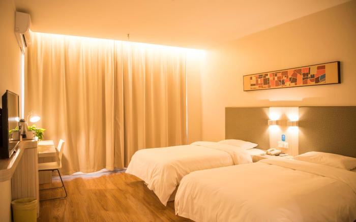 Hanting Hotel Baoding Yi County Culture Square