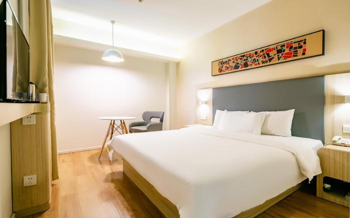Hanting Hotel Xi'an Fengdong Xincheng Houweizhai