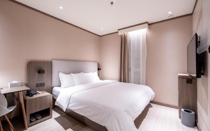 Hanting Hotel Hefei Railway Station