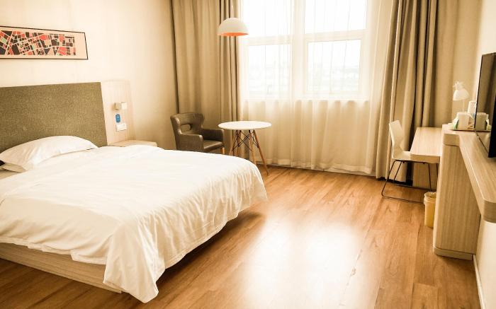 Hanting Hotel Liuan Huoshan Xintiandi Plaza