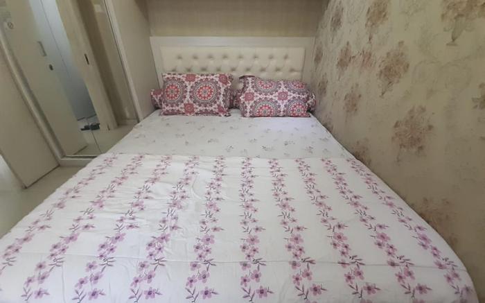 Apartment Bassura City by Travelibu