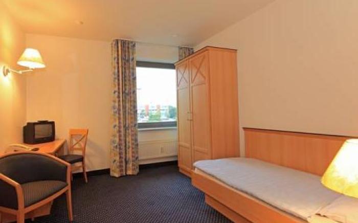 Hotel NEAR BY