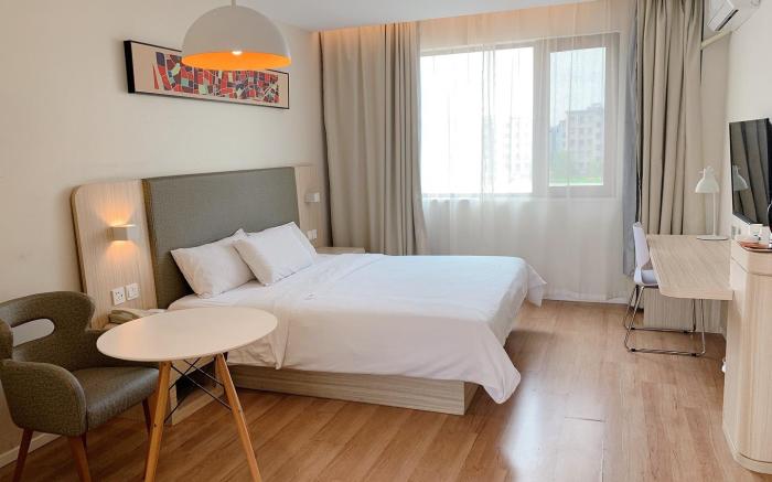 Hanting Hotel Tongxiang Zhenxing Road