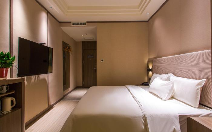 Hanting Hotel Xian Changqing Road Metro Station
