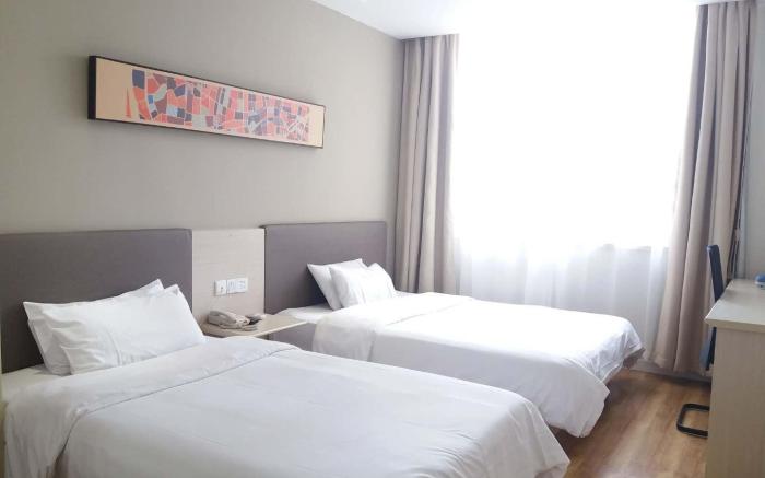Hanting Hotel Qingdao Jimo Baolong Plaza