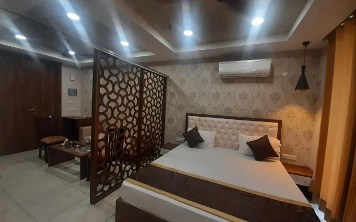 Super Luxury Marble Apartment 