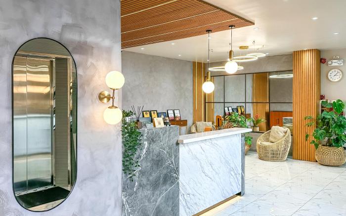 Metro Pines Inn