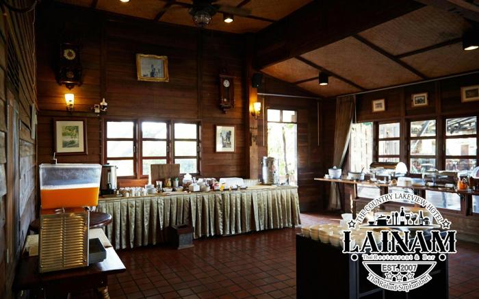 The Country Lake View Hotel