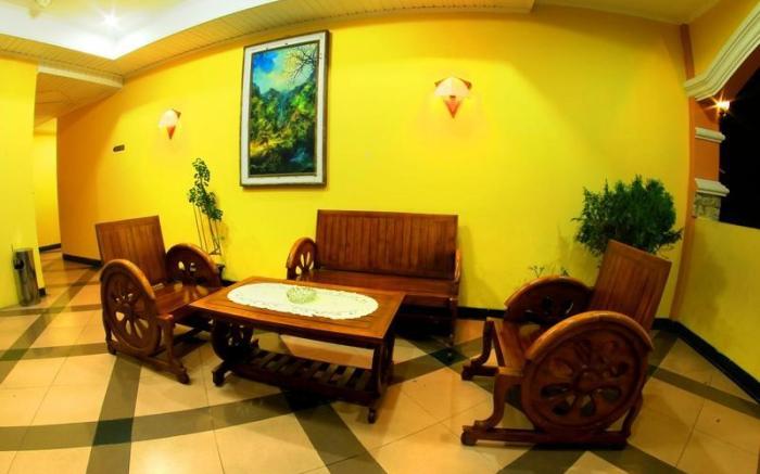 Kharisma Hotel