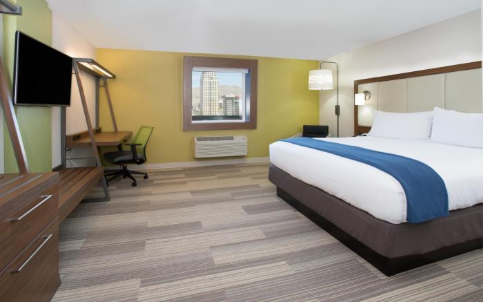 Holiday Inn Express & Suites Memphis Arpt Elvis Presley Blv By IHG