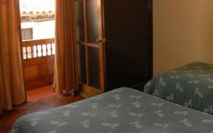 Hostal & Apartments El Triunfo