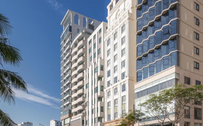 Monarque Hotel Danang