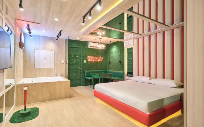 Victoria Court Suites - Pasig