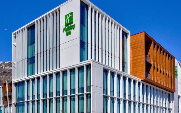 Holiday Inn Queenstown Remarkables park By IHG