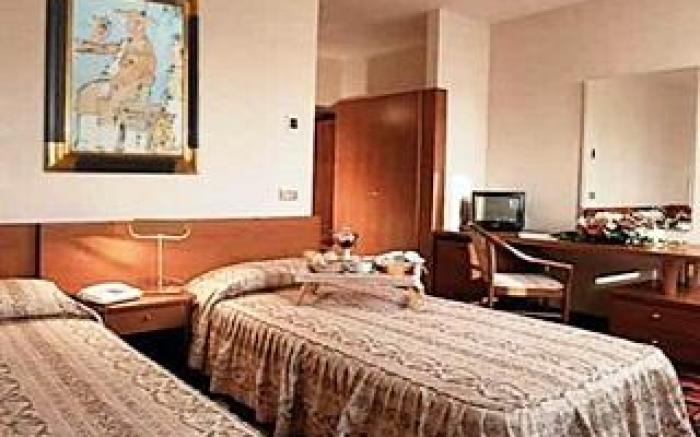 Hotel City