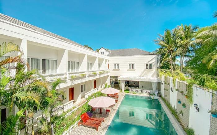 Lavender Resort