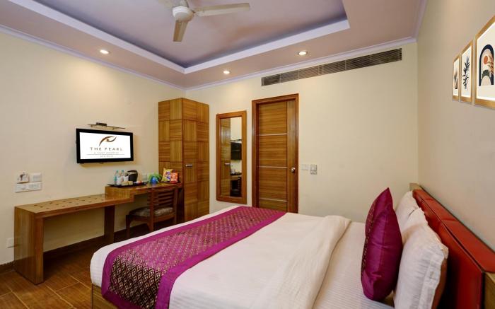 The Pearl - A Royal Residency