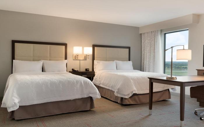 Hampton Inn & Suites Kenosha