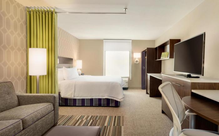 Home2 Suites by Hilton Menomonee Falls Milwaukee