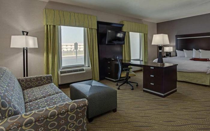 Hampton Inn & Suites Elyria