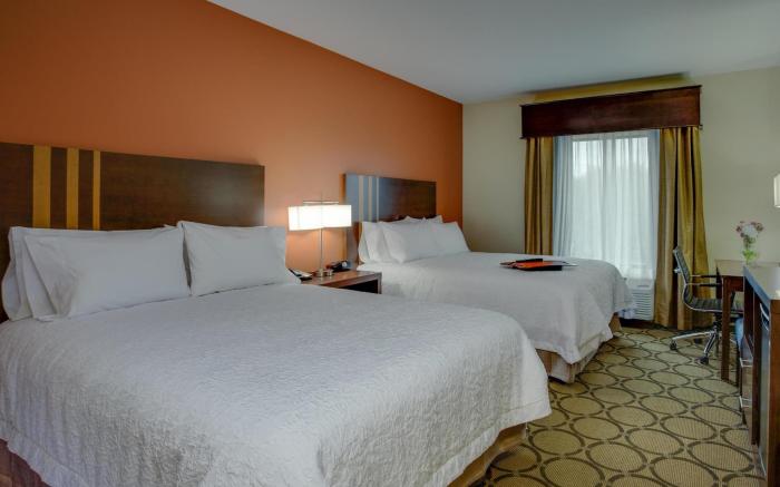 Hampton Inn & Suites Philadelphia/Bensalem