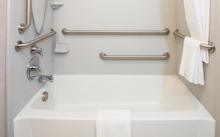 Hampton Inn and Suites Dupont