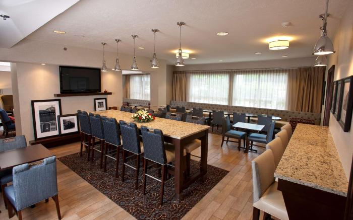 Hampton Inn Concord Bow