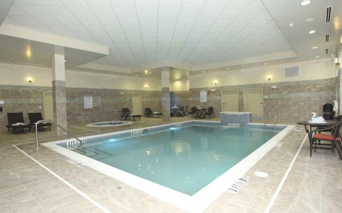 Embassy Suites by Hilton Fayetteville Fort Liberty