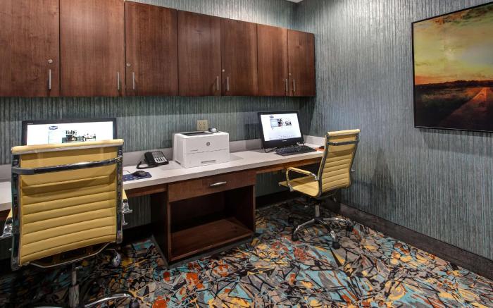 Hampton Inn & Suites Wichita/Airport