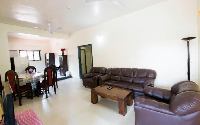 Fiesto Stay Villa Mist by the Lake